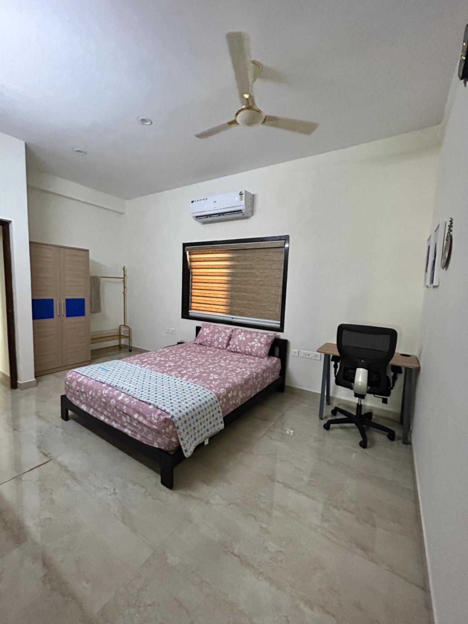 Blissful Home Near Coimbatore Airport Buitenkant foto