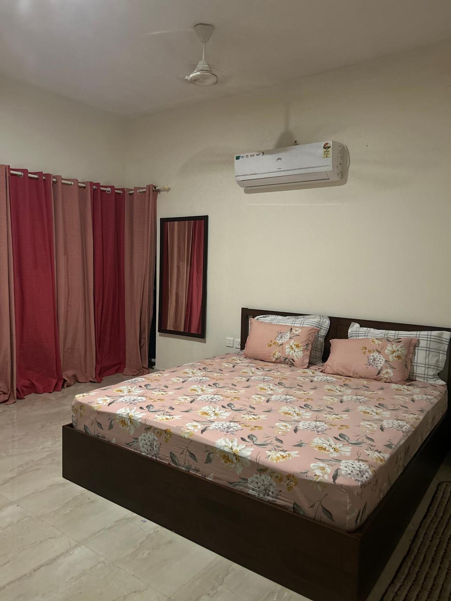Blissful Home Near Coimbatore Airport Buitenkant foto