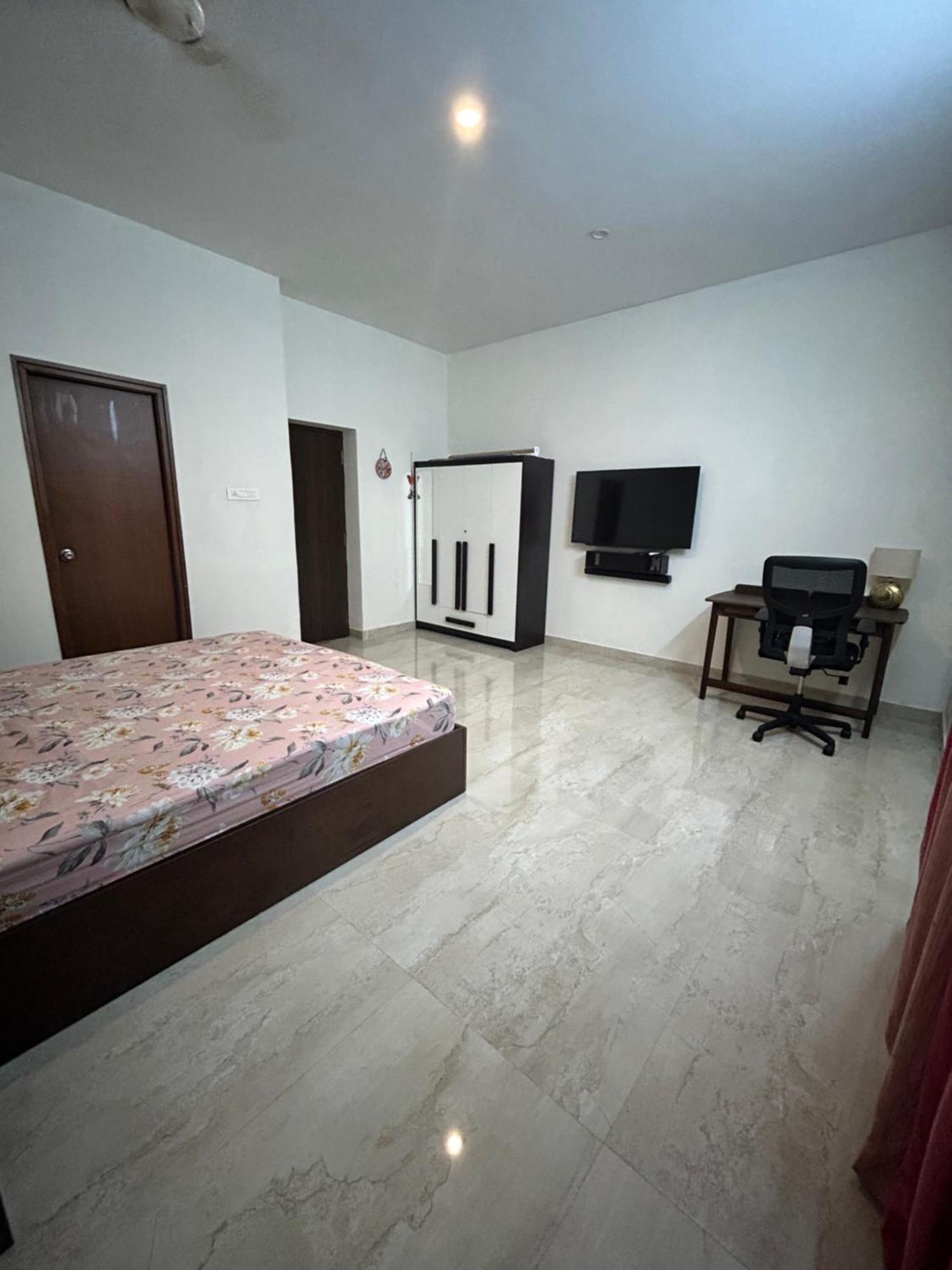 Blissful Home Near Coimbatore Airport Buitenkant foto